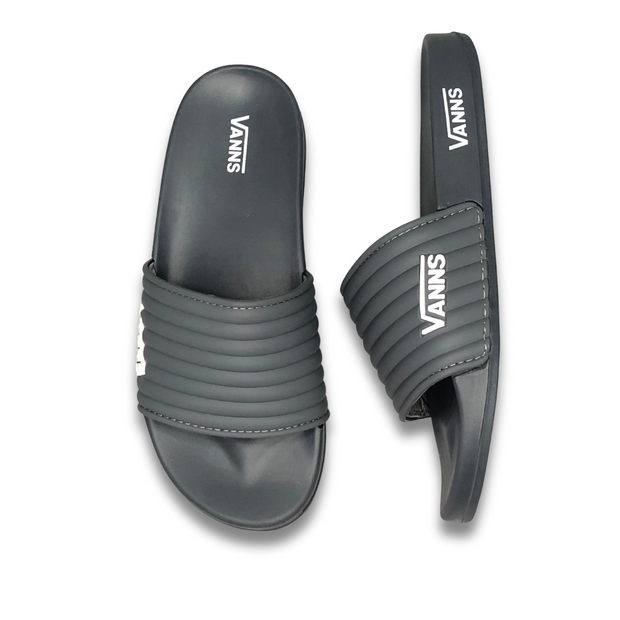 Comfortable Slides. ART JK25
